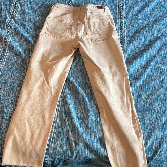 Tilly’s Khaki Ripped Jean High Rise Straight Leg 28 - Picture 2 of 2